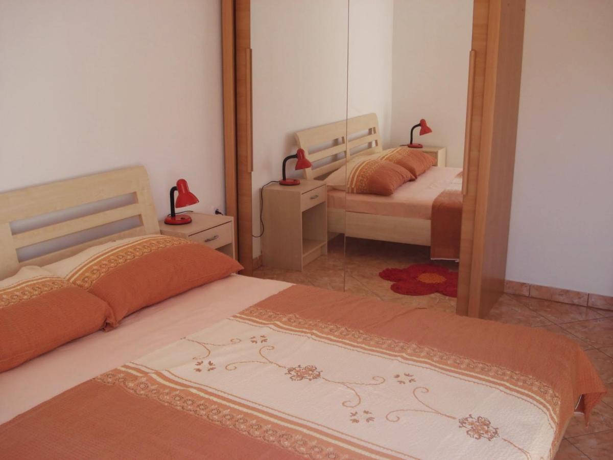 Apartments Luvi تروغير الغرفة الصورة