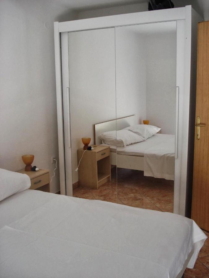 Apartments Luvi تروغير الغرفة الصورة